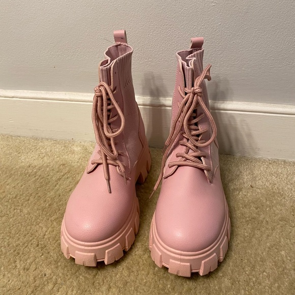 Charlotte Russe Pink Boots - Picture 1 of 6